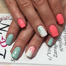 L&N salon de uñas en Zaragoza (Distrito Universidad) - Horario de apertura
