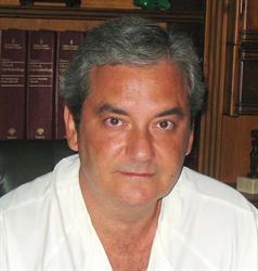 Horario de apertura Clínica Ocular Dr. Requena - 952 80 23 89 - Estepona, 
