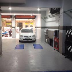 Calabria Motor en Barcelona (Eixample) - Horario de apertura