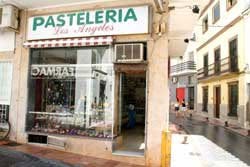 Horario de apertura Pasteleria los Angeles, Estepona