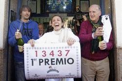 Horario de apertura Administracion de Loteria La Eliana, 