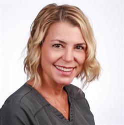 Horario de apertura Clínica Dental Raquel Gómez, Burgos