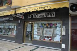 Horario de apertura Foto Isa Fortes, Punta Umbría