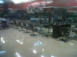 Horario de apertura Racso´s Peluqueros, Lora del Río