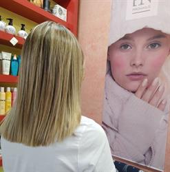 Horario de apertura Monica Lodeiro Peluqueria, Santiago de Compostela