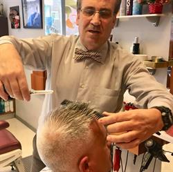 Horario de apertura Peluqueria Moreno, Barcelona