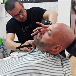 Isidro Peluqueros en Sevilla (Casco Antiguo) - Horario de apertura