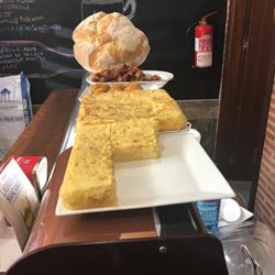 Horario de apertura Restaurante La Taberna Del Buda, Medina del Campo