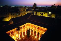 El Claustro en Granada (Centro) - Horario de apertura