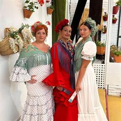 Comercial Dos Lunas en Málaga (Distrito Centro) - Horario de apertura