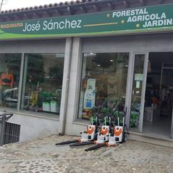 Horario de apertura Maquinaria Jose Sanchez, Ávila