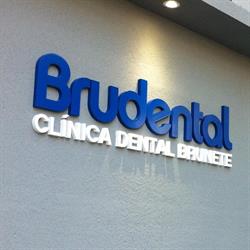 Horario de apertura Brudental Clinica Dental Brunete,