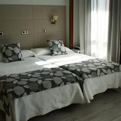 Hotel Los Naranjos en Cáceres (Norte) - Horario de apertura