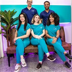 Horario de apertura Estrella Dental, Trujillo