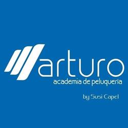 Academia de Peluquería Arturo en Vigo (Santiago De Vigo) - Horario de apertura