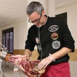 Horario de apertura Cortador de Jamón Zaragoza - Iván Martínez Burgués, 