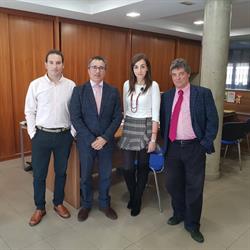 Horario de apertura Asesoria Cm C.b., Venta de Baños