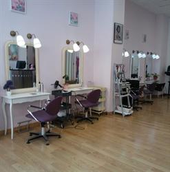 Horario de apertura Peluqueria y Estetica New Heder, Castro Urdiales