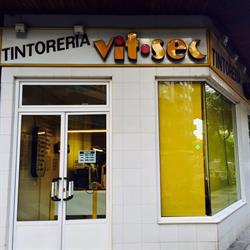 Tintoreria Padre Isla S.L. en León (León) - Horario de apertura