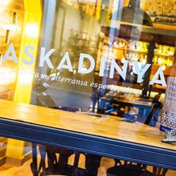 ASKADINYA en Barcelona (Gràcia) - Horario de apertura