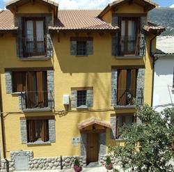 Horario de apertura APARTAMENTOS IBÓN, Campo