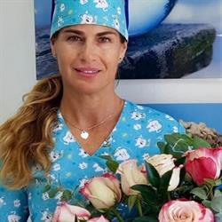 Horario de apertura Clínica y Laboratorio Dental Vanessa Narvaez, Arroyo de la Miel