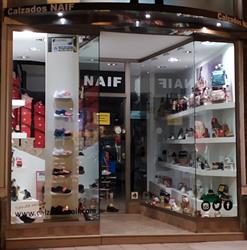 Horario de apertura calzados NAIF, Avilés