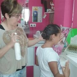 Horario de apertura Peluqueria Y Estetica Evassion, Estepona