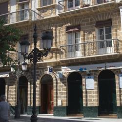 Horario de apertura Hotel Las Cuatro Naciones, Cádiz