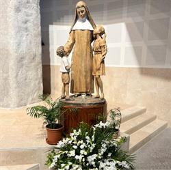 Horario de apertura Parroquia beata maria ana mogas, Madrid
