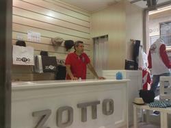 Horario de apertura Zotto, Cubelles