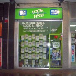Horario de apertura Look and Find Salamanca, 