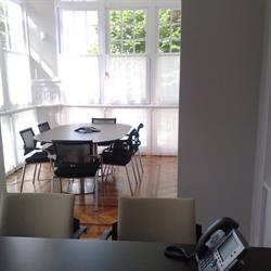 Horario de apertura Centro de negocios sardinero, Santander