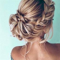 Horario de apertura Amparo y Pili Peluqueria y Estética, Zaragoza