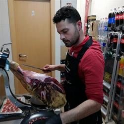 Horario de apertura Alimentacion la Esquina, Castilleja de la Cuesta