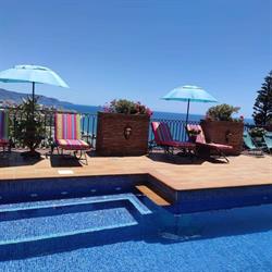 Horario de apertura Welcome Inn Nerja, 