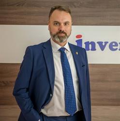 inverpiso.com en Granada (Centro) - Horario de apertura