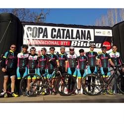 Horario de apertura Attitudebikes, Badalona