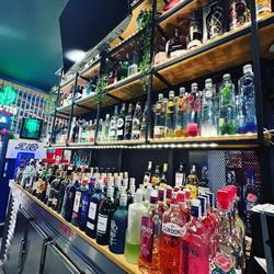 Horario de apertura TreceBar, Utrera