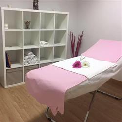 Horario de apertura Centro de belleza unisex Isabella Style, Castilblanco de los Arroyos