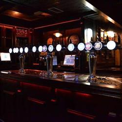 Horario de apertura Cervecería Bierhaus León, 