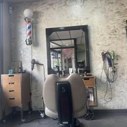Horario de apertura Tapia Peluqueros Centro de Estética, Nava de la Asunción