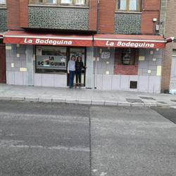 Horario de apertura La Bodeguina, Pola de Lena