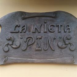 Horario de apertura La Nieta Pin Casa De Comidas, Fuso de la Reina