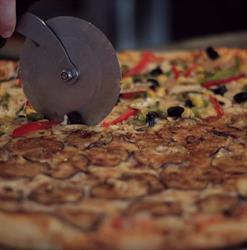Horario de apertura masQpizza, Becerril De La Sierra