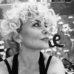 BLONDE en Barcelona (Sant Andreu) - Horario de apertura