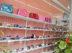 Horario de apertura Oulu Cosmetica, Badalona