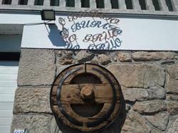 Horario de apertura O Burato do Grilo, Barro