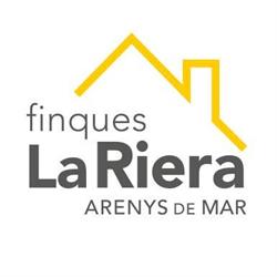 Horario de apertura Finques Lariera, Arenys de Mar