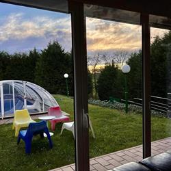 Horario de apertura Casa Bosque Albite aloja a grupos grandes., La Piñera